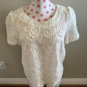Beautiful Applique'd Cream-Colored Blouse size S
